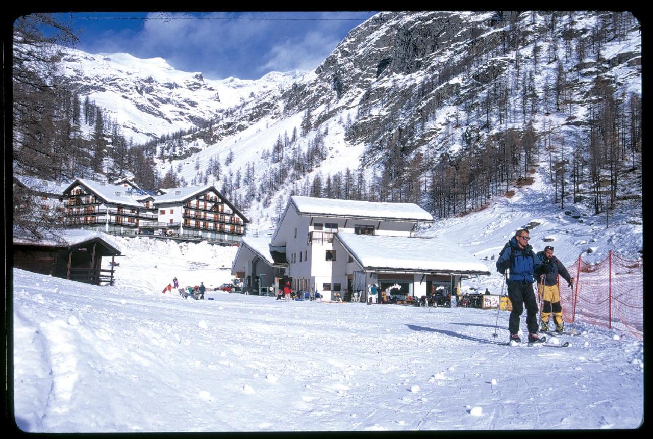 La Trinite Monboso Hotel Gressoney-la-Trinité Exterior foto