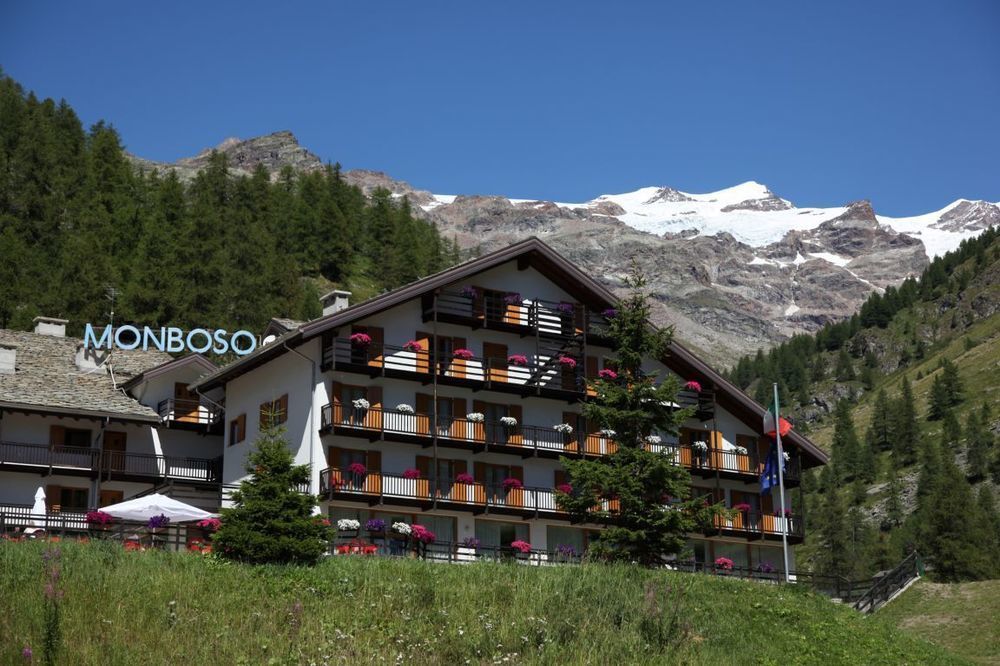 La Trinite Monboso Hotel Gressoney-la-Trinité Exterior foto